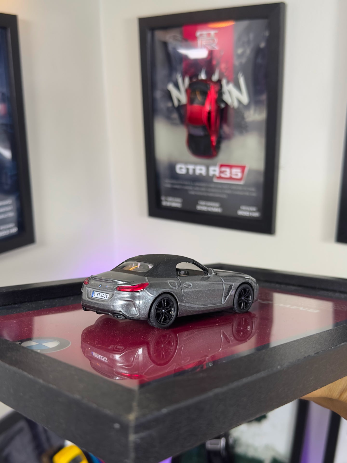 BMW Z4 Coupe Gri Araba Tablosu