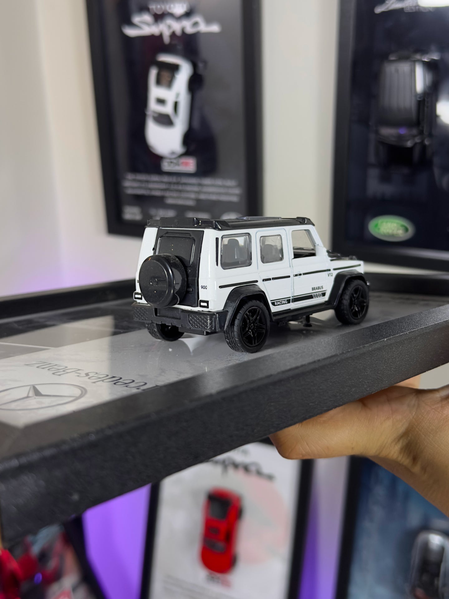 Mercedes G Class Beyaz Araba Tablosu