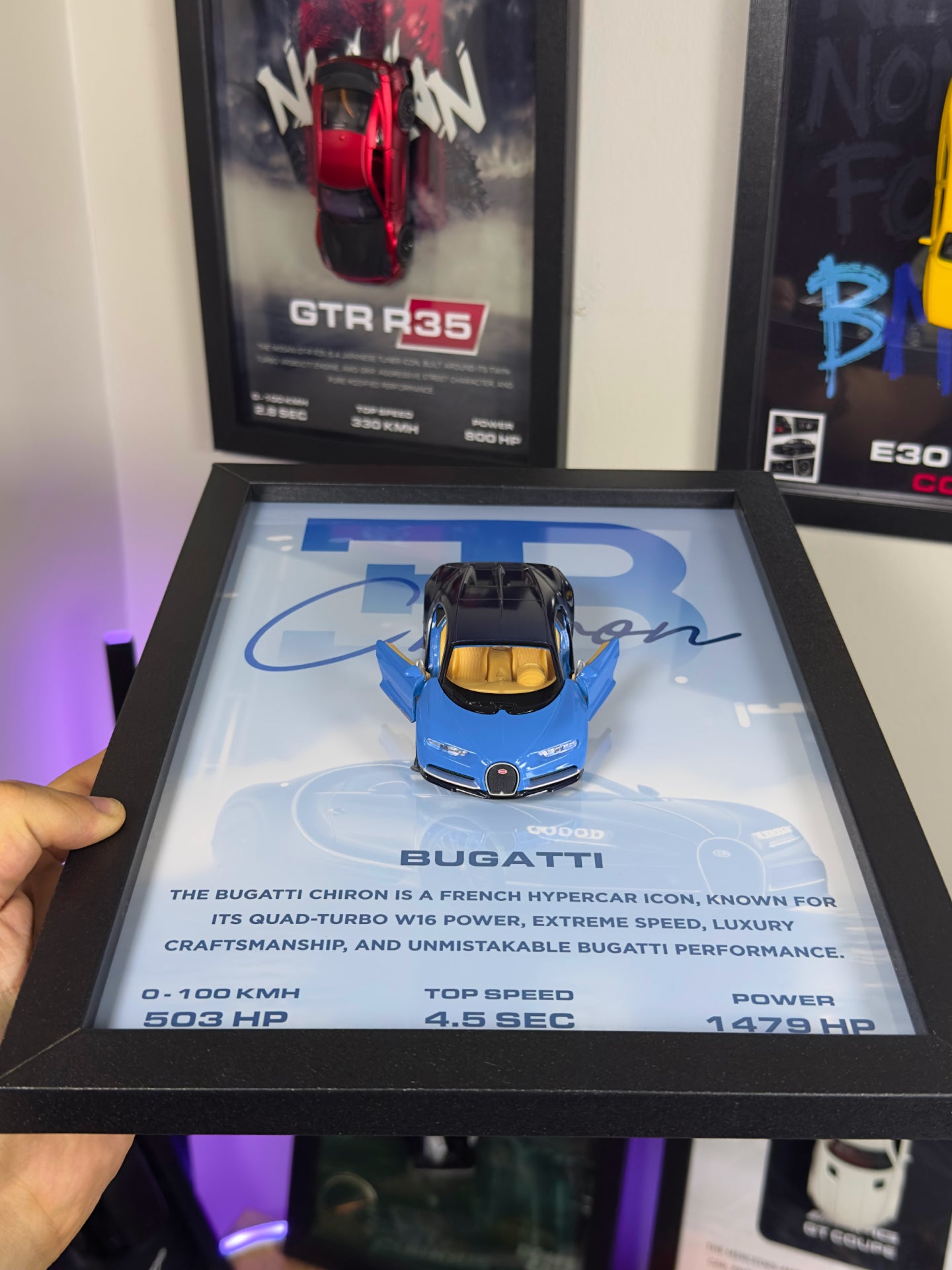 Bugatti Chiron Mavi Araba Tablosu - Tasarım 1