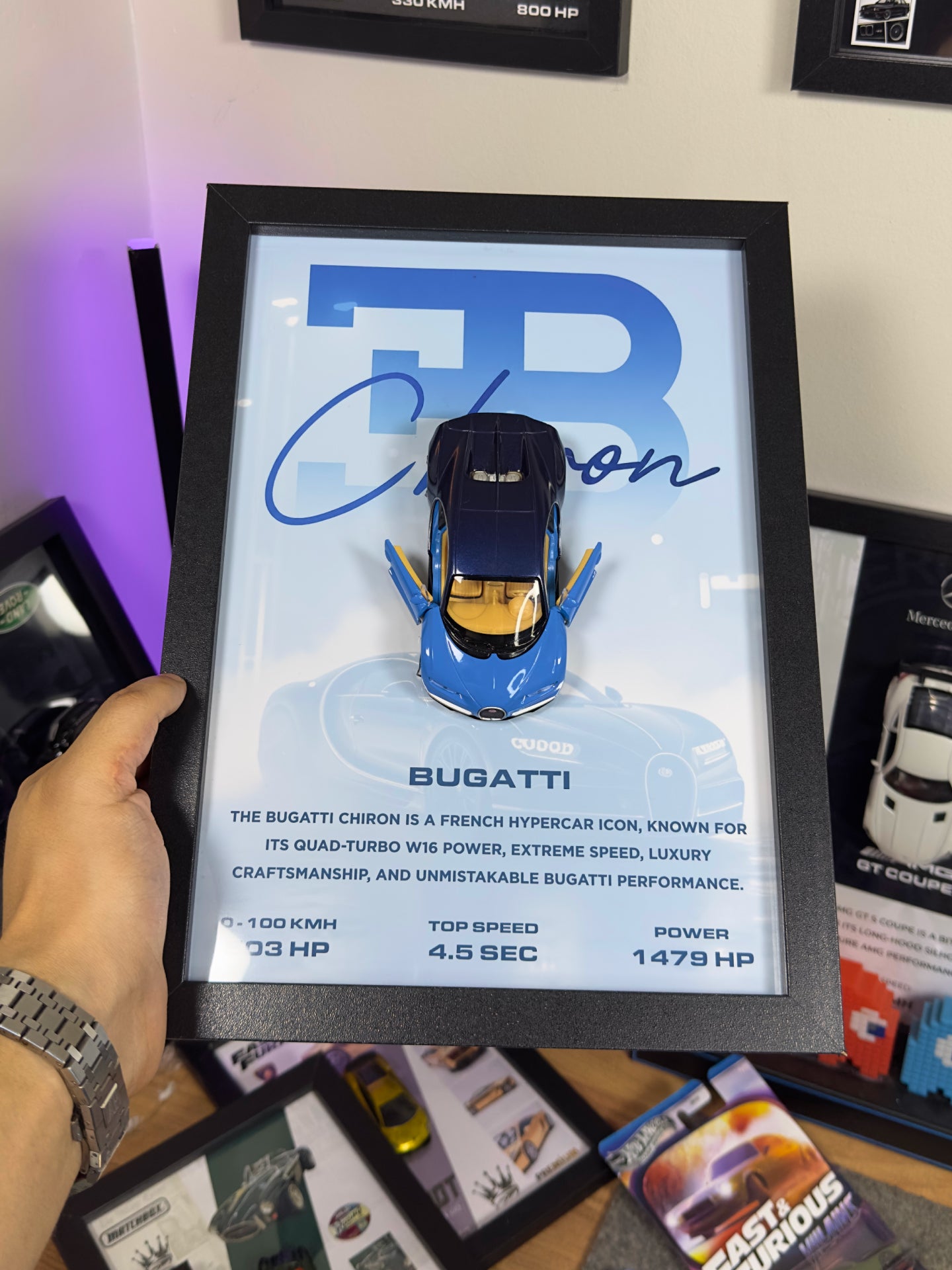 Bugatti Chiron Mavi Araba Tablosu - Tasarım 1