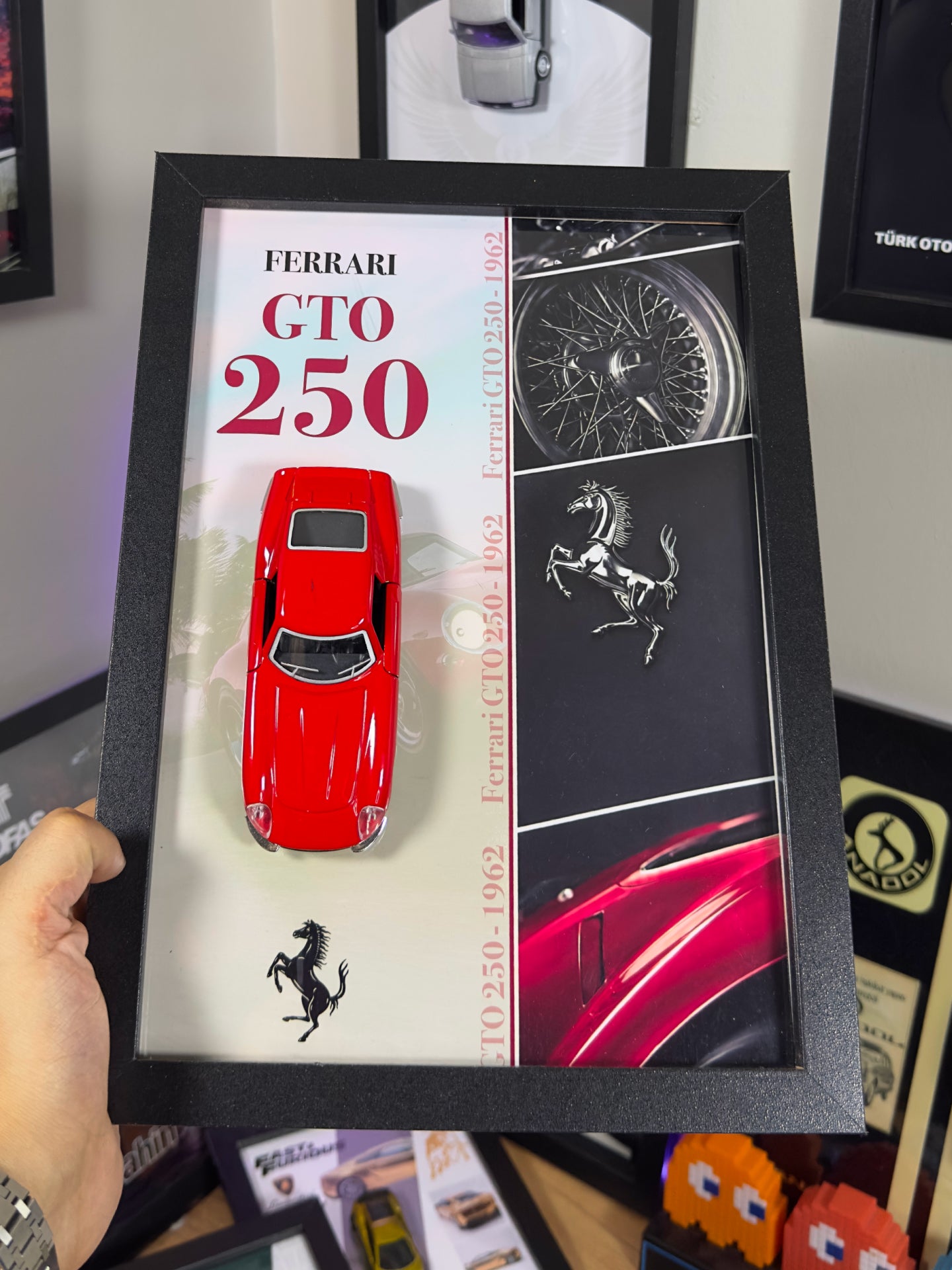 Ferrari GTO 250 Kırmızı Araba Tablosu