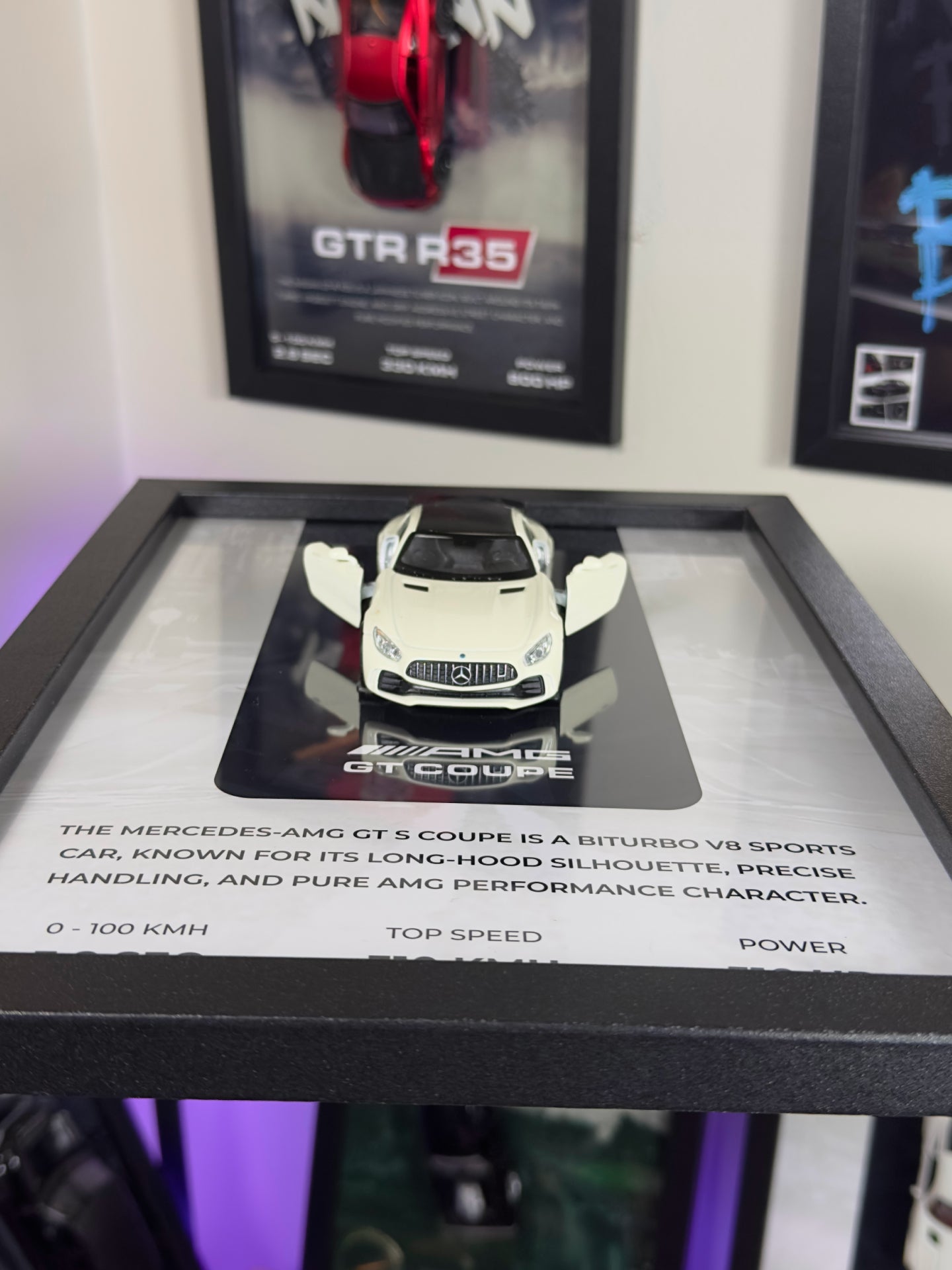 Mercedes-Benz AMG GT Beyaz Araba Tablosu