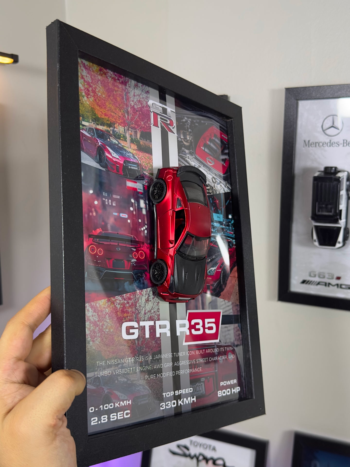 Nissan GTR R35 Kırmızı Araba Tablosu