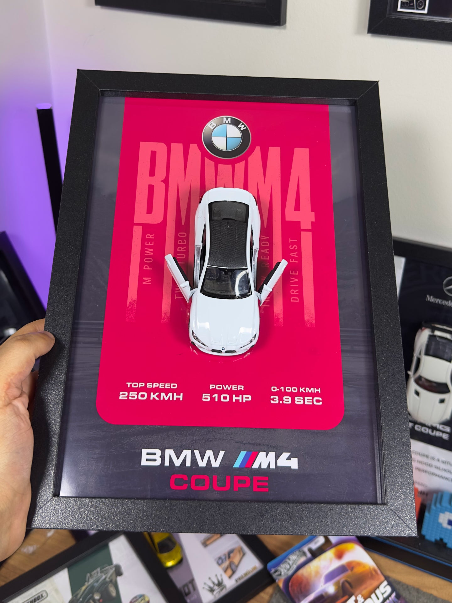 BMW M4 Coupe Beyaz Araba Tablosu