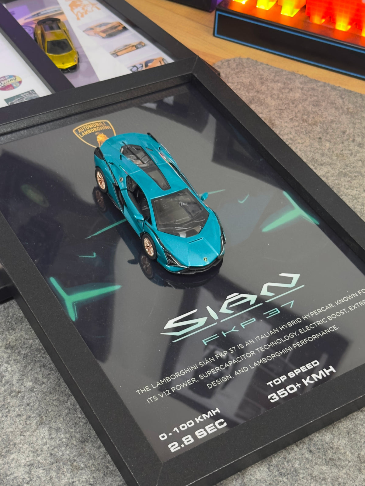 Lamborghini Sian Turkuaz Araba Tablosu